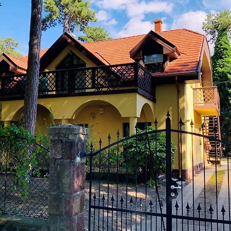 Villa B96 Siófok Esterno foto